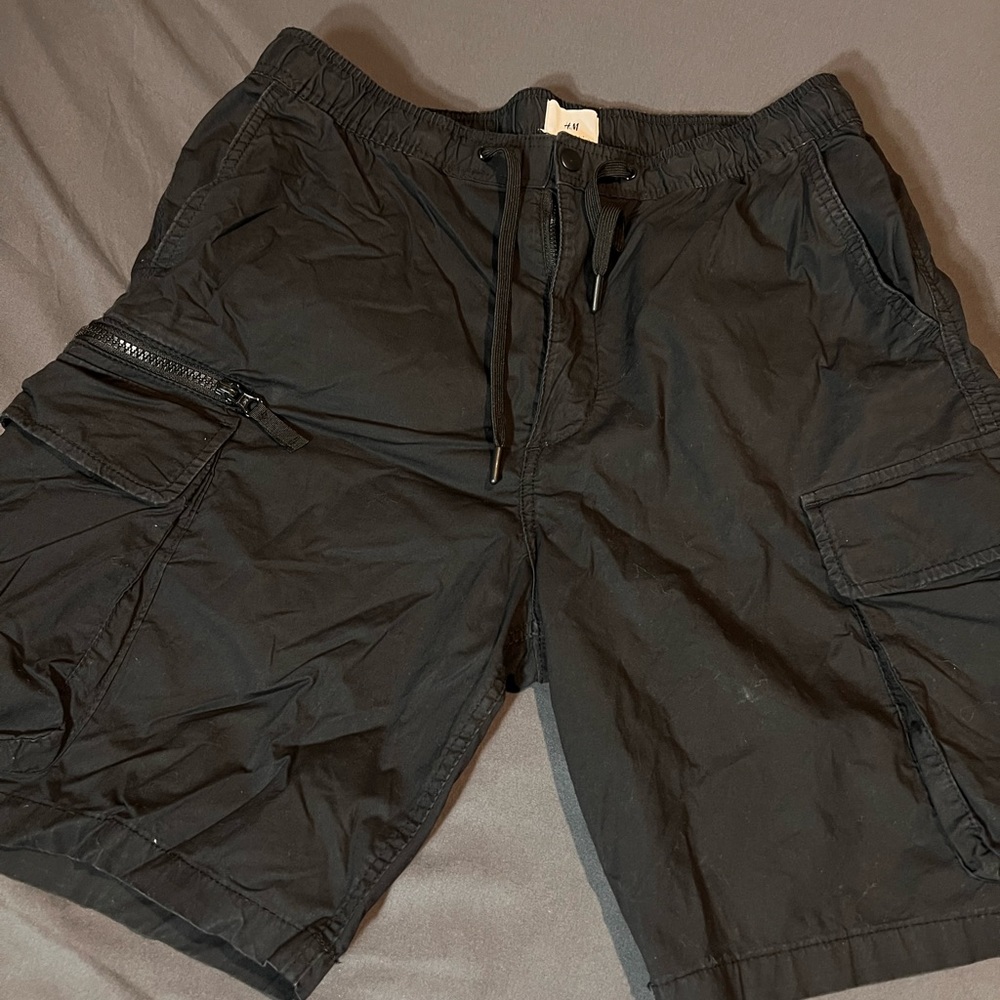 H&M cargo shorts